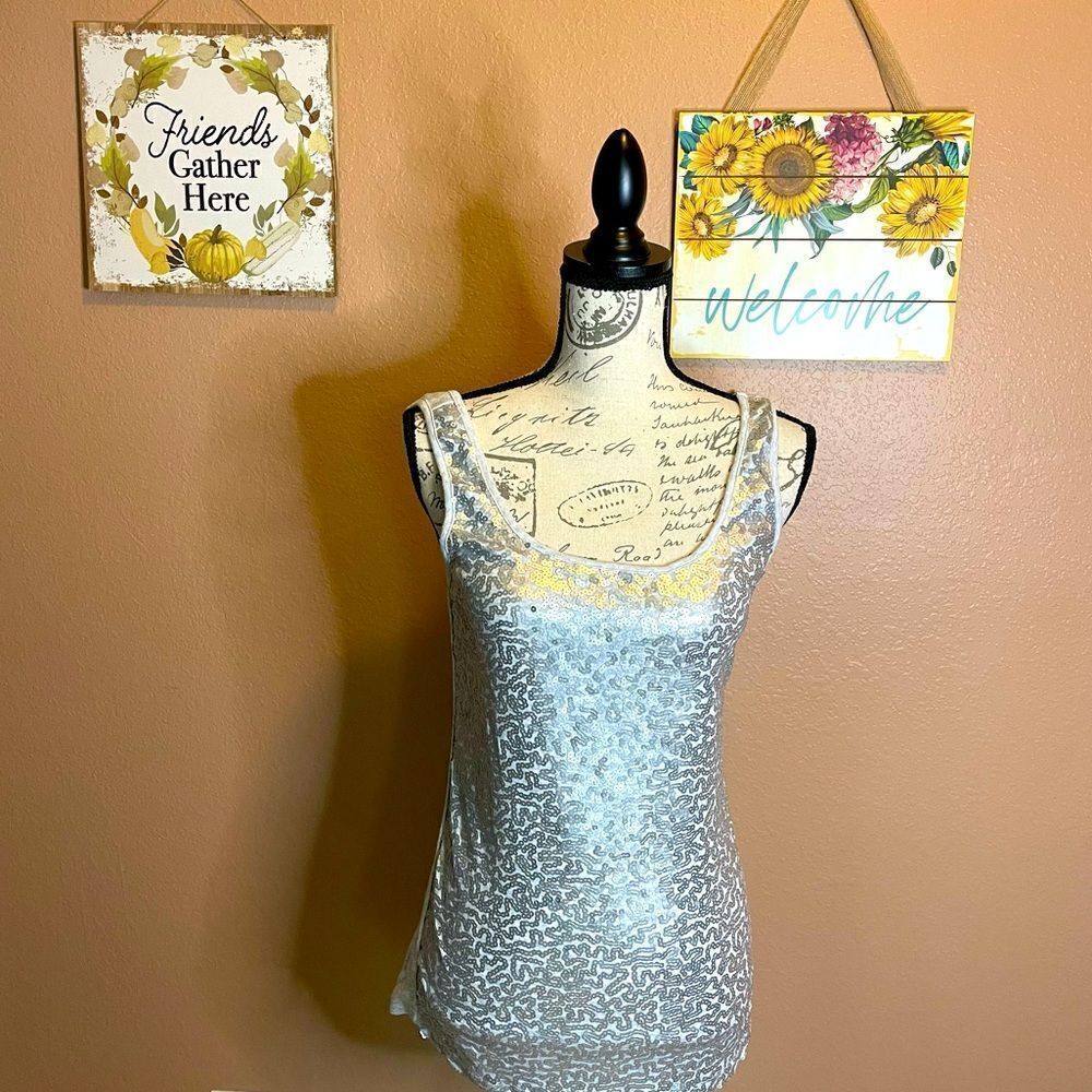 Old Navy grey sequined top